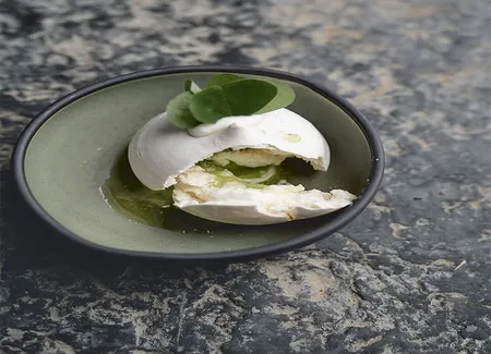 Pavlova à l'oseille