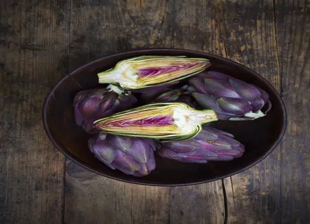Petits artichauts violets à l'italienne