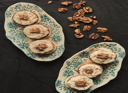 Petits carrot cakes