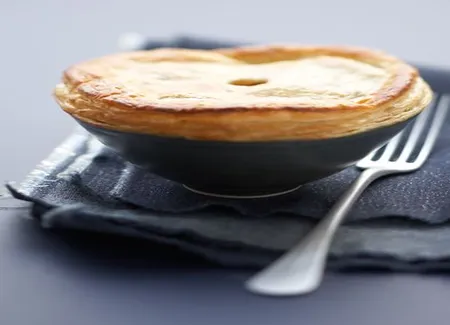 Pies à la volaille et aux champignons séchés