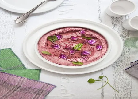 Pink houmous à la betterave