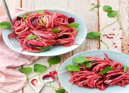 Pink pasta, betterave et pourpier