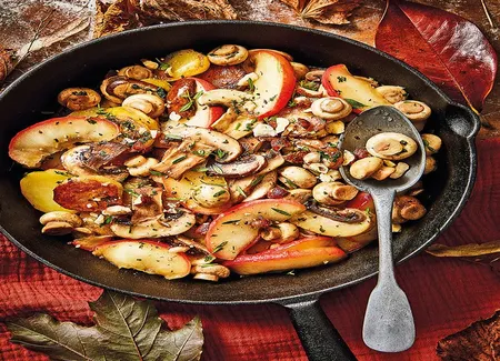 Poêlée aux deux pommes et champignons de paris