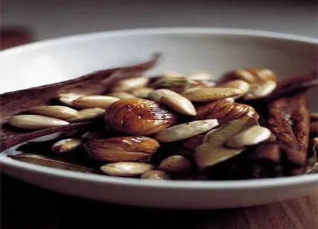 Poêlée aux marrons, amandes et épices