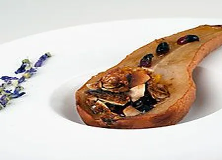 Poire au four et fruits secs