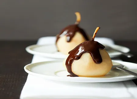 Poires au chocolat au micro-ondes
