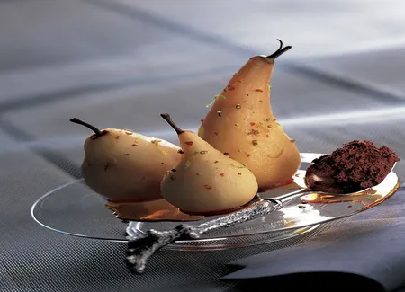 Poires au gingembre et mousse au chocolat au whisky