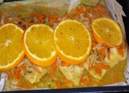 Poisson aux épices et aux oranges