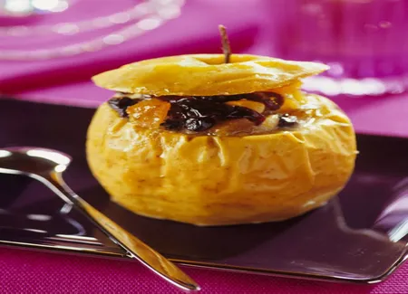 Pommes au four farcies lard et fruits secs