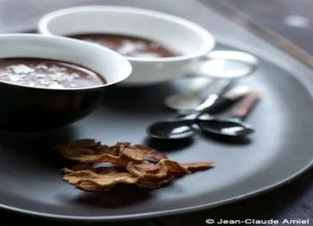 Pots de chocolat au bacon crispy et sel fumé