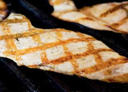 Poulet grillé au miel sur bbq