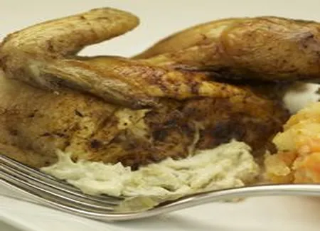 Poulets farcis fromage aux herbes