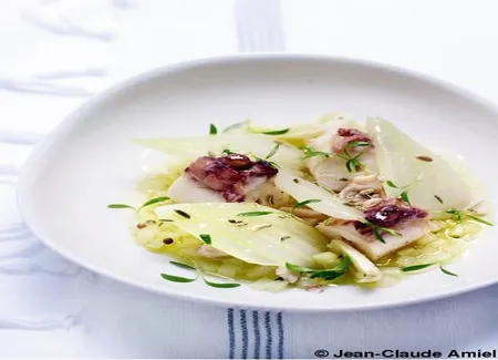 Poulpe poché doucement, fenouil à la grecque