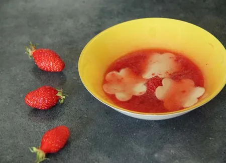 Ravioles au chocolat, coulis de fraises