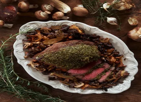 Rôti de boeuf aux herbes et champignons