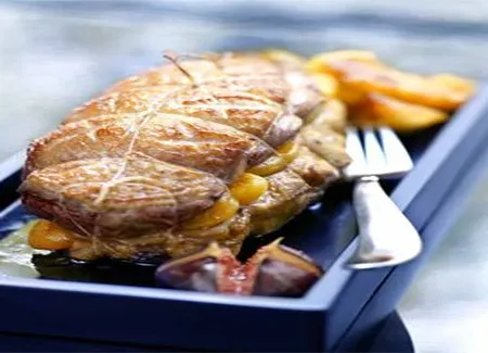 Rôti de magrets au foie gras et abricots