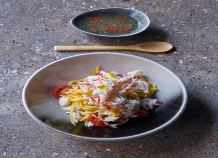 Rougail de mangue et crabe royal