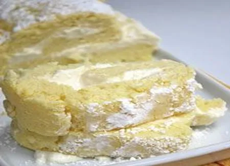 Roulé soufflé au citron, crème de mascarpone