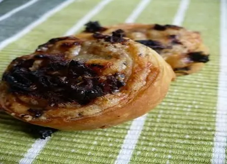 Roulés aux tomates séchées et comté