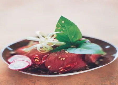 Salade de boeuf au basilic thaï