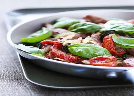 Sautê d'agneau au basilic