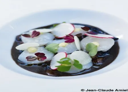 Saint-jacques fumées, champignons et citron meyer