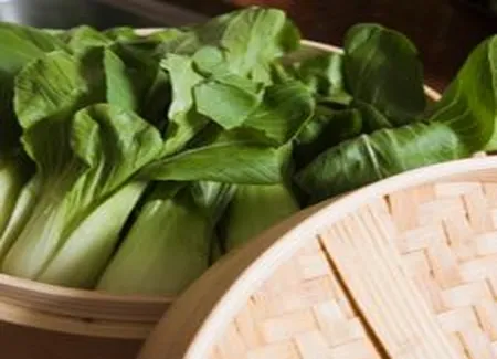 Salade asiatique de chou aux noix de cajou