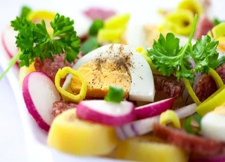 Salade au saucisson