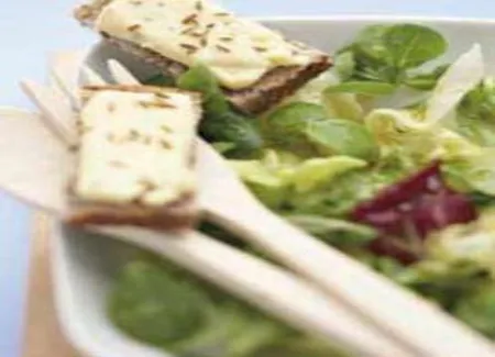 Salade aux tartines de munster