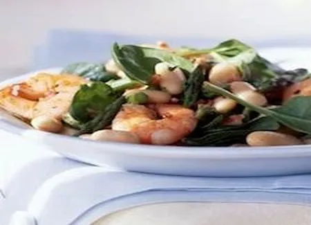 Salade crémeuse citron aneth aux crevettes et haricots blancs