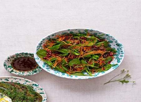 Salade d'épinards, vinaigrette à l'eau de fleur d'oranger