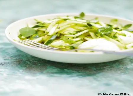 Salade de courgettes crues au citron vert