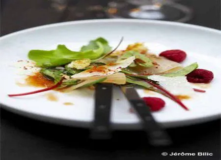 Salade de marlin fumé, framboises