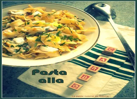 Salade de pâtes à la carbonara