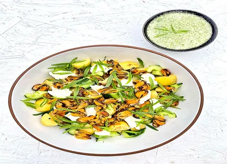 Salade de pommes de terre et de moules
