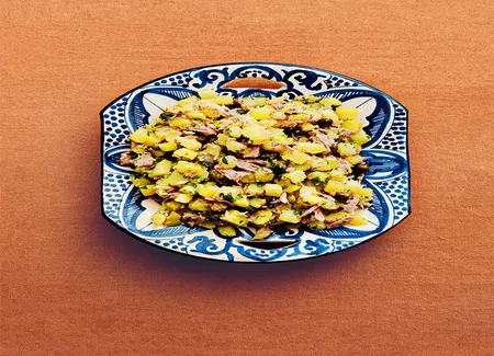 Salade de pommes de terre, thon et câpres