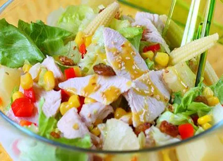 Salade de poulet aux légumes