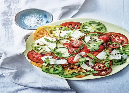 Salade fraises, tomates, scarmoza