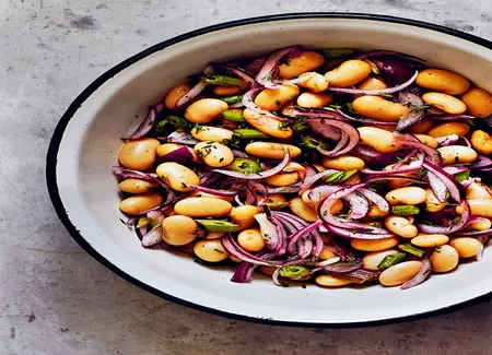 Salade haricots blancs, oignon rouge et céleri