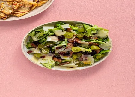 Salade raisin, poitrine et ossau-iraty
