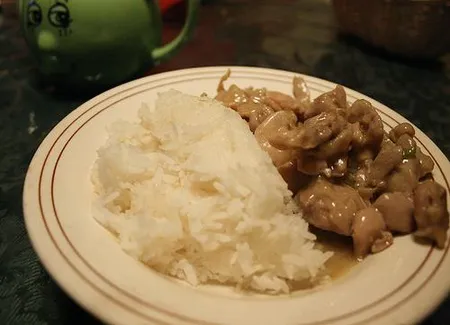 San pai (poulet au gingembre)