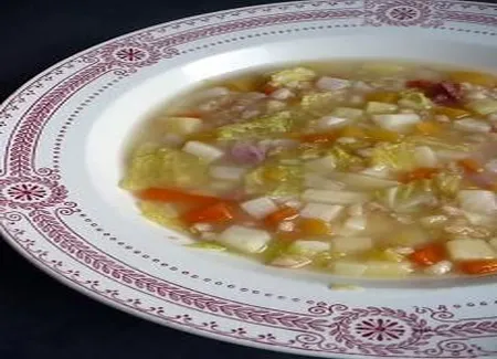 Soupe à l'épeautre et aux six légumes