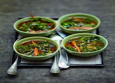 Soupe à l'orge et au kale