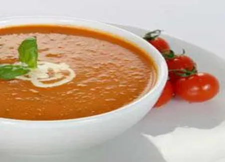 Soupe aux arachides et tomates du maroc