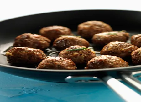 Soupe de boulettes thaïlandaises