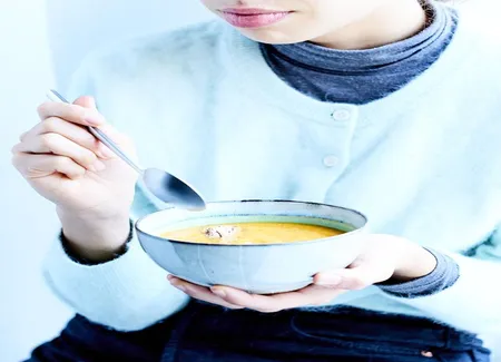 Soupe de butternut à la mangue et au beurre d'amande