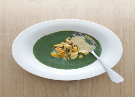 Soupe de cresson aux moules