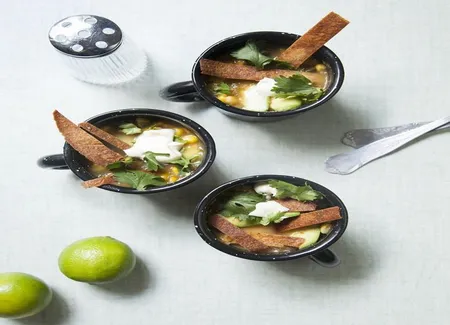 Soupe de maïs à l'avocat