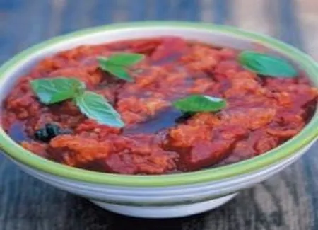 Soupe de tomate et pain (pappa al pomodoro)
