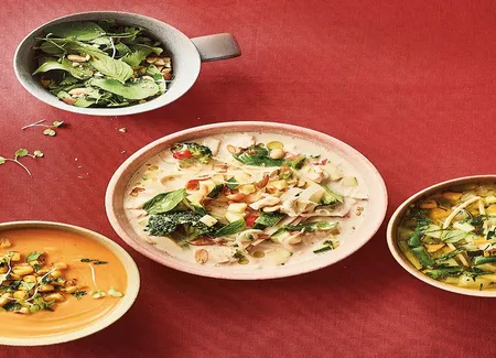 Soupe express nouilles de riz, poulet, et lait de coco